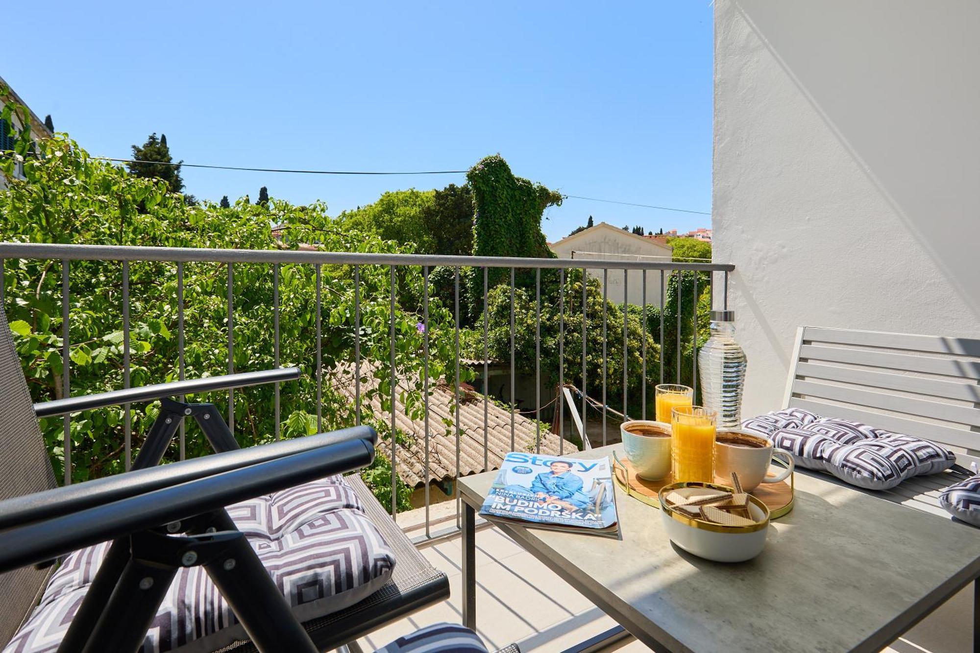 Golden Rose - Walking Distance 1 Km From Old Town Appartement Dubrovnik Buitenkant foto