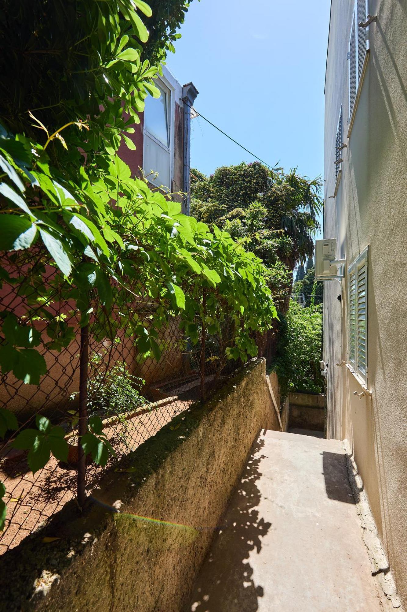 Golden Rose - Walking Distance 1 Km From Old Town Appartement Dubrovnik Buitenkant foto